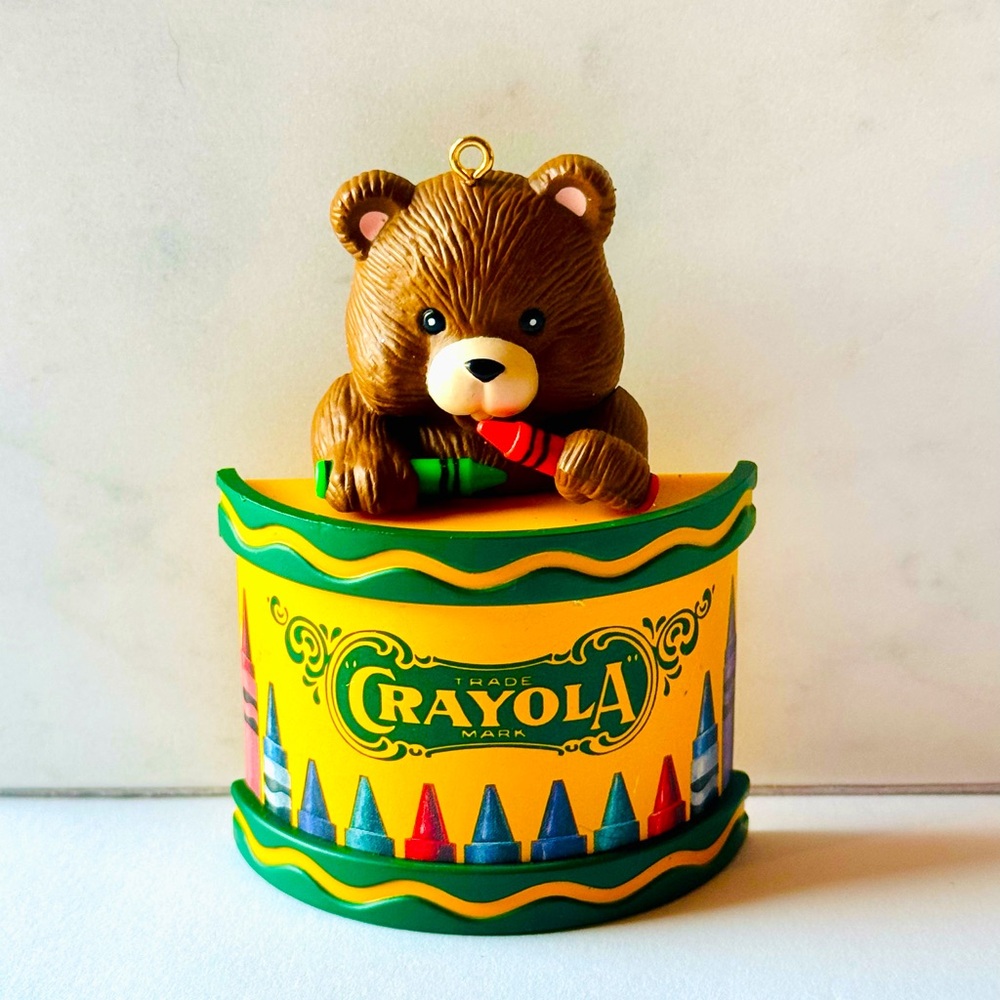 CRAYOLA CRAYON 🖍️ VINTAGE 1992 HOLIDAY ORNAMENT
